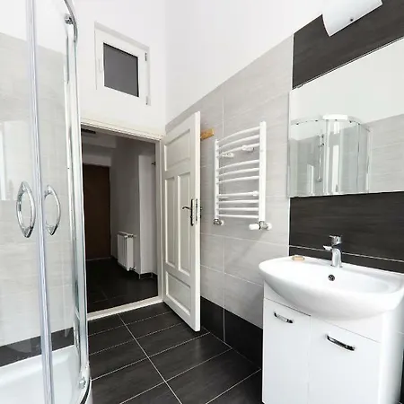 Dom Sapiehy Apart Otel *